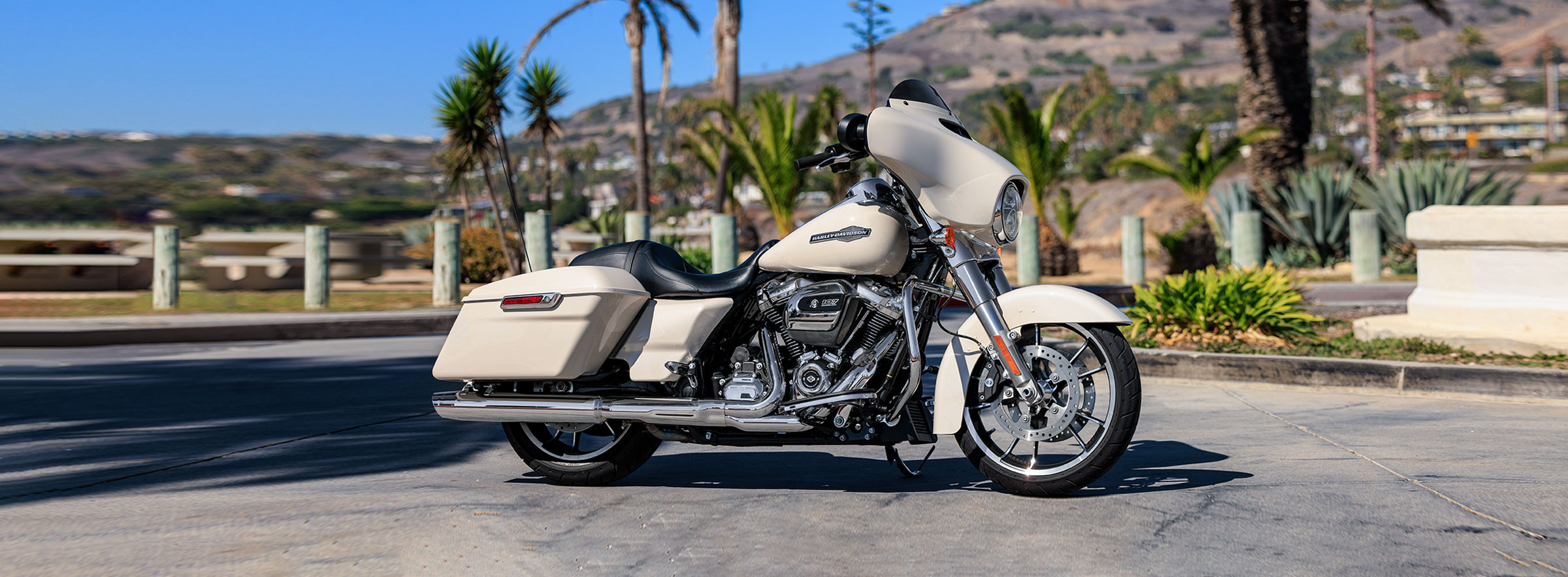 Street Glide<sup>®</sup>