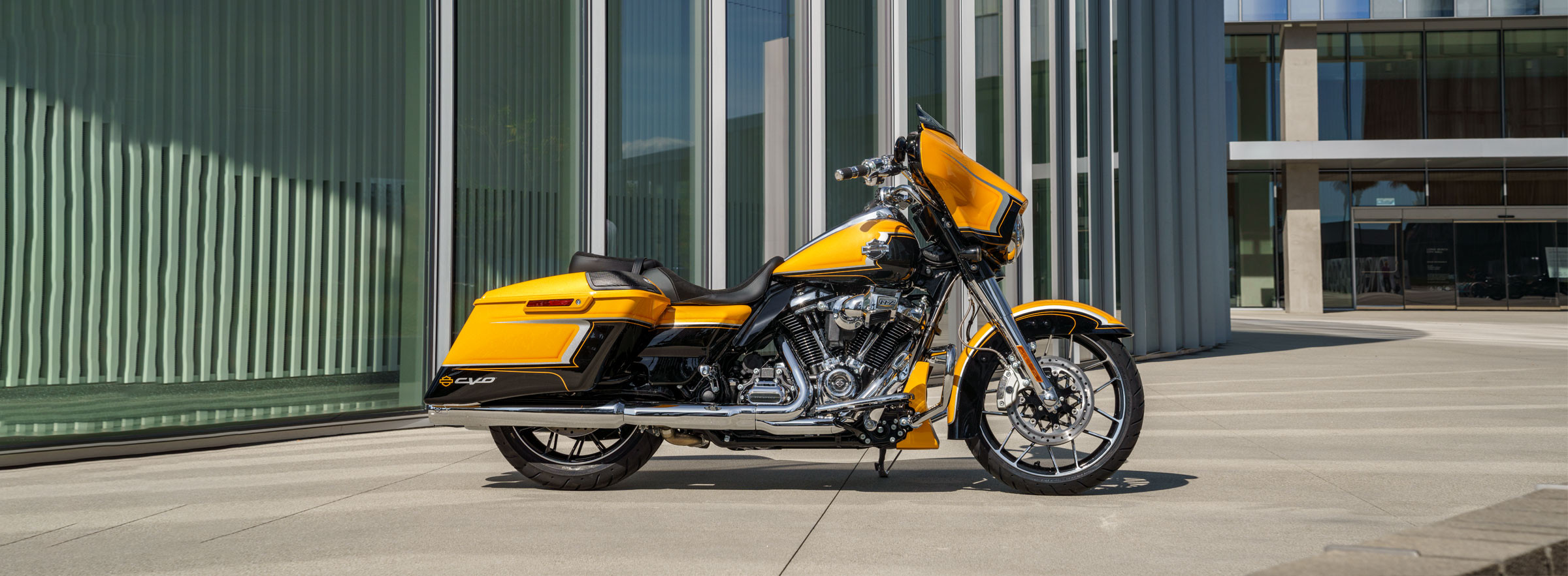 CVO™ Street Glide<sup>®</sup>