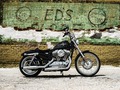 2016 Harley-Davidson® XL1200V Sportster® Seventy-Two® thumbnail