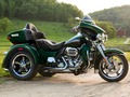 2016 Harley-Davidson® FLHTCUTG Tri Glide® Ultra thumbnail