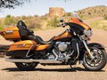 2016 Harley-Davidson® FLHTKL Ultra Limited Low thumbnail