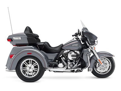 2016 Harley-Davidson® FLHTCUTG Tri Glide® Ultra